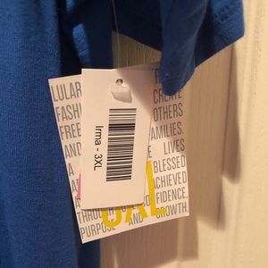 LuLaRoe Tops - LuLa Roe 3xL Irma LuLaRoe Tops - LuLa Roe 3xL Irma